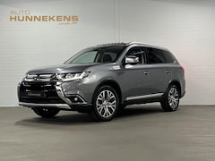 Mitsubishi Outlander - 2.0 Instyle 7 persoons | Trekhaak | Open dak | 360 Camera | Stuur-/stoelverwarming | Leder