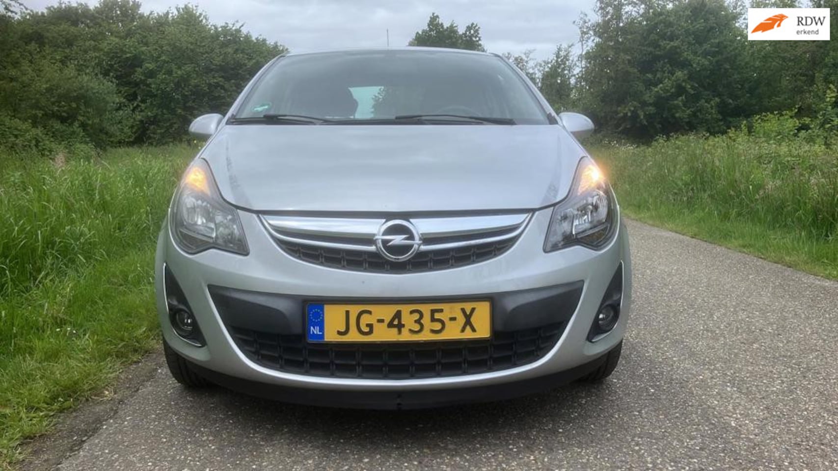 Opel Corsa - 1.2-16V Design Edition 1.2-16V Design Edition - AutoWereld.nl