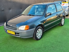 Toyota Starlet - 1.3-16V XLi AUTOMAAT NAP