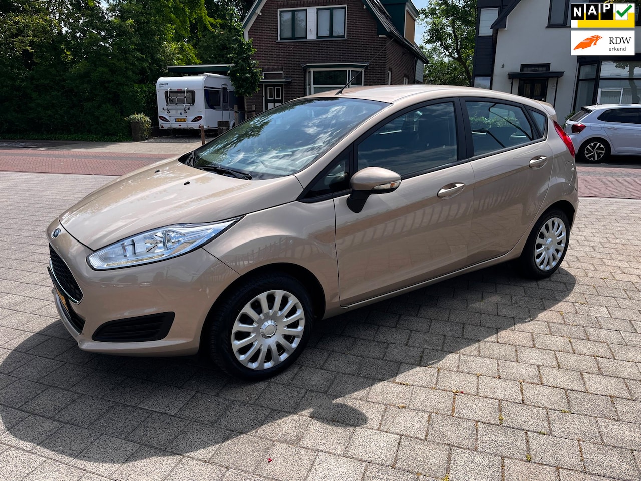 Ford Fiesta - 1.0 Style Nav Isofix 5 Drs Airco Cruise Led NW APK - AutoWereld.nl