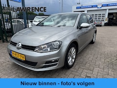 Volkswagen Golf - 1.2 TSI Business Lounge Connected | Automaat | Trekhaak | ACC Adaptief cruise | % Bovag Oc
