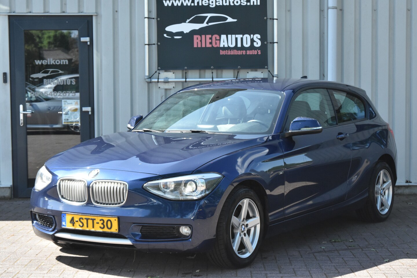 BMW 1-serie - 116i Executive – 2013 | Origineel Nederlandse auto | Automaat | Climate Control | Leuke ui - AutoWereld.nl