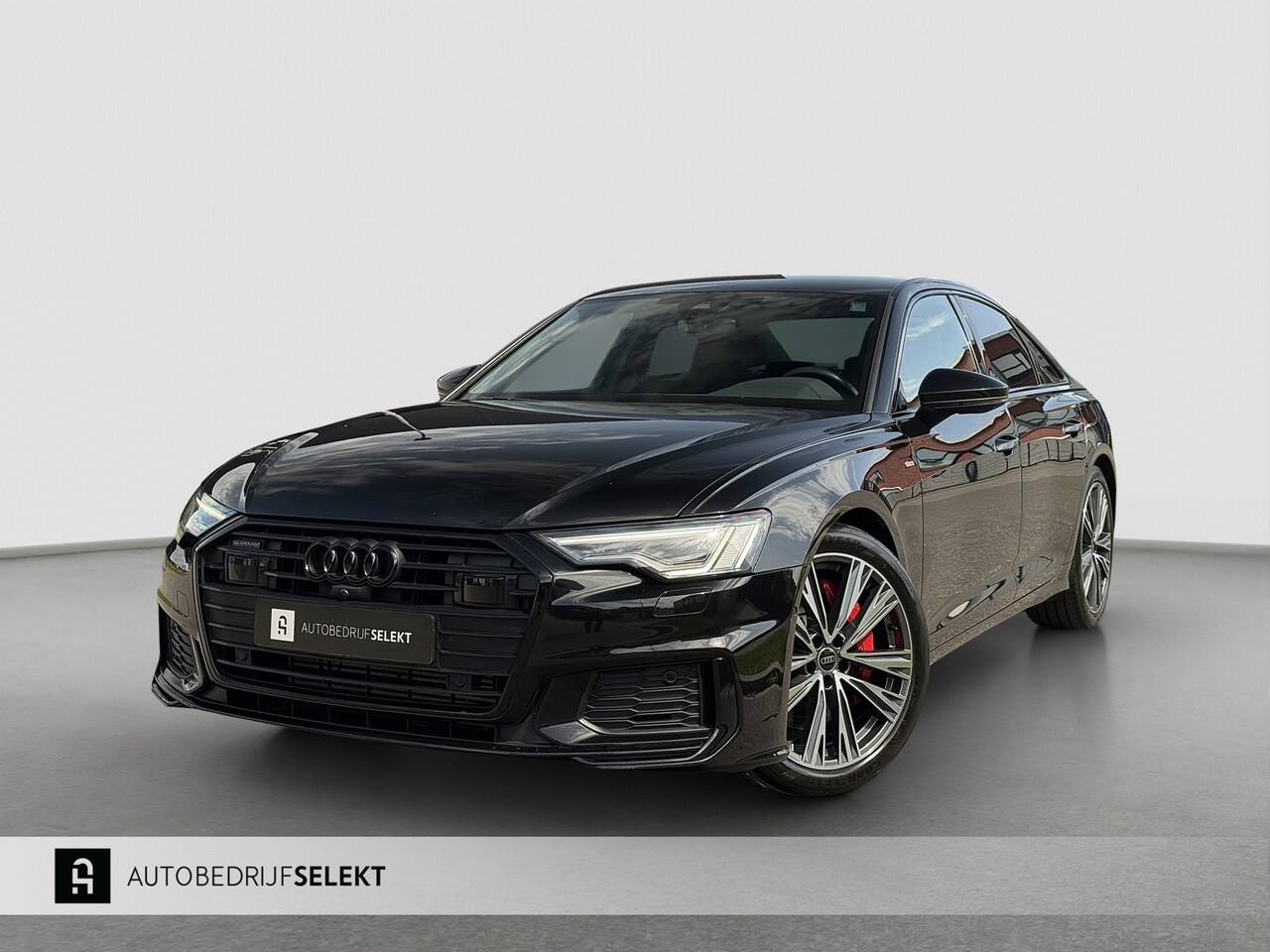 Audi A6 Limousine - 55 TFSI e quattro | RS stoelen | Trekhaak | Matrix | 360 | Sfeerverlichting | 20 inch | Ca - AutoWereld.nl