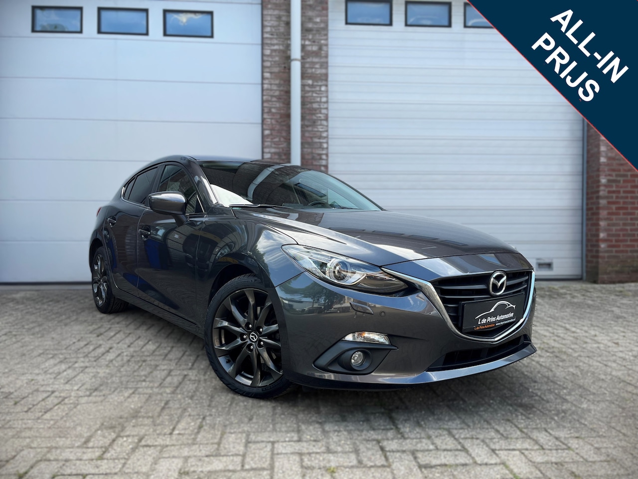 Mazda 3 - 2.0 SkyActiv-G 120 Nakama Dealer oh/Alcantara/Camera/Garantie - AutoWereld.nl