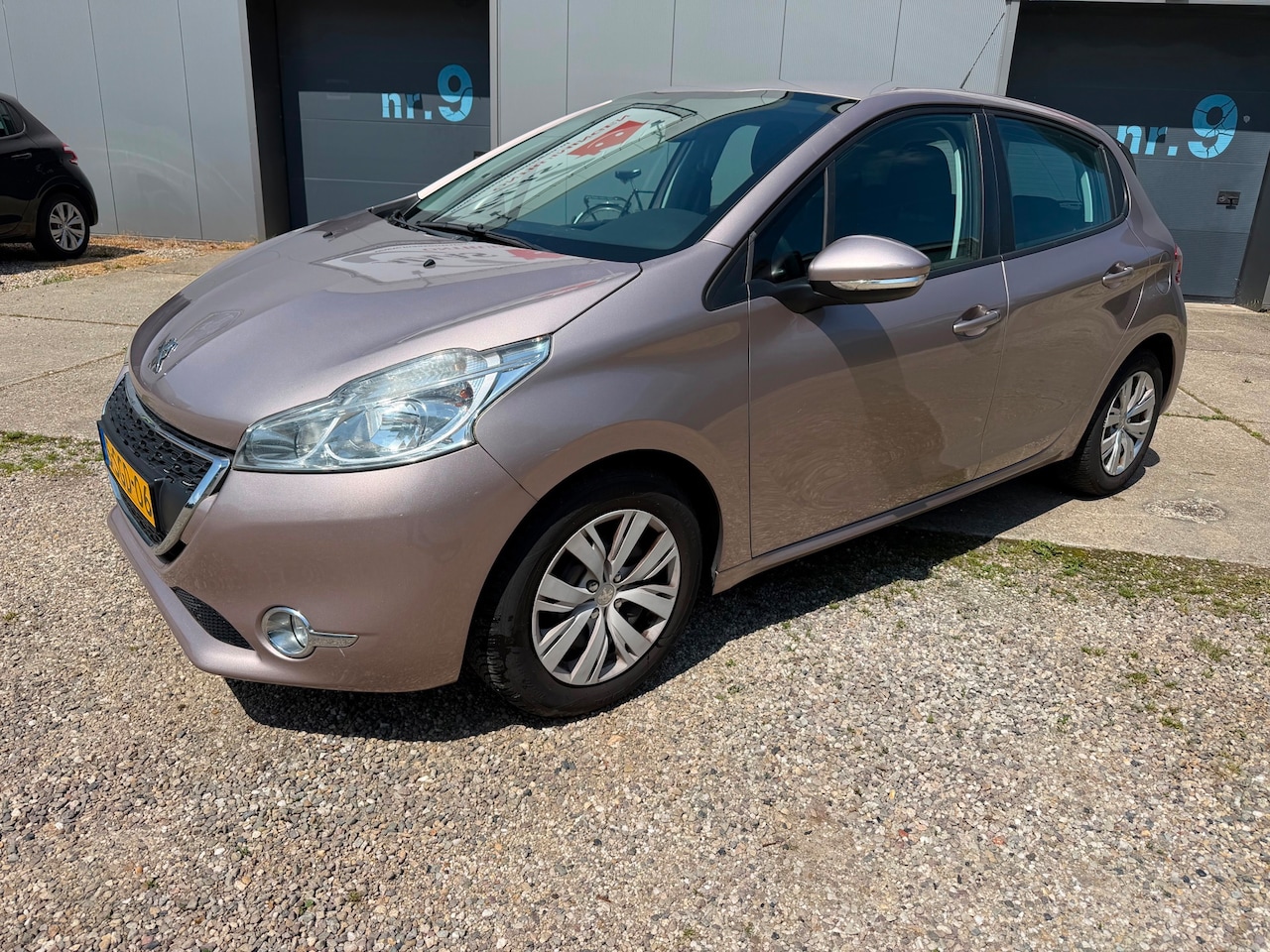 Peugeot 208 - 1.0 VTi Blue Lease 5 deurs met airco - AutoWereld.nl