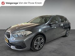 BMW 1-serie - 118i High Executive Automaat Trekhaak