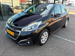 Peugeot 208 - 1.2 PureTech Blue Lion / Navi / PDC / 5-drs / LED