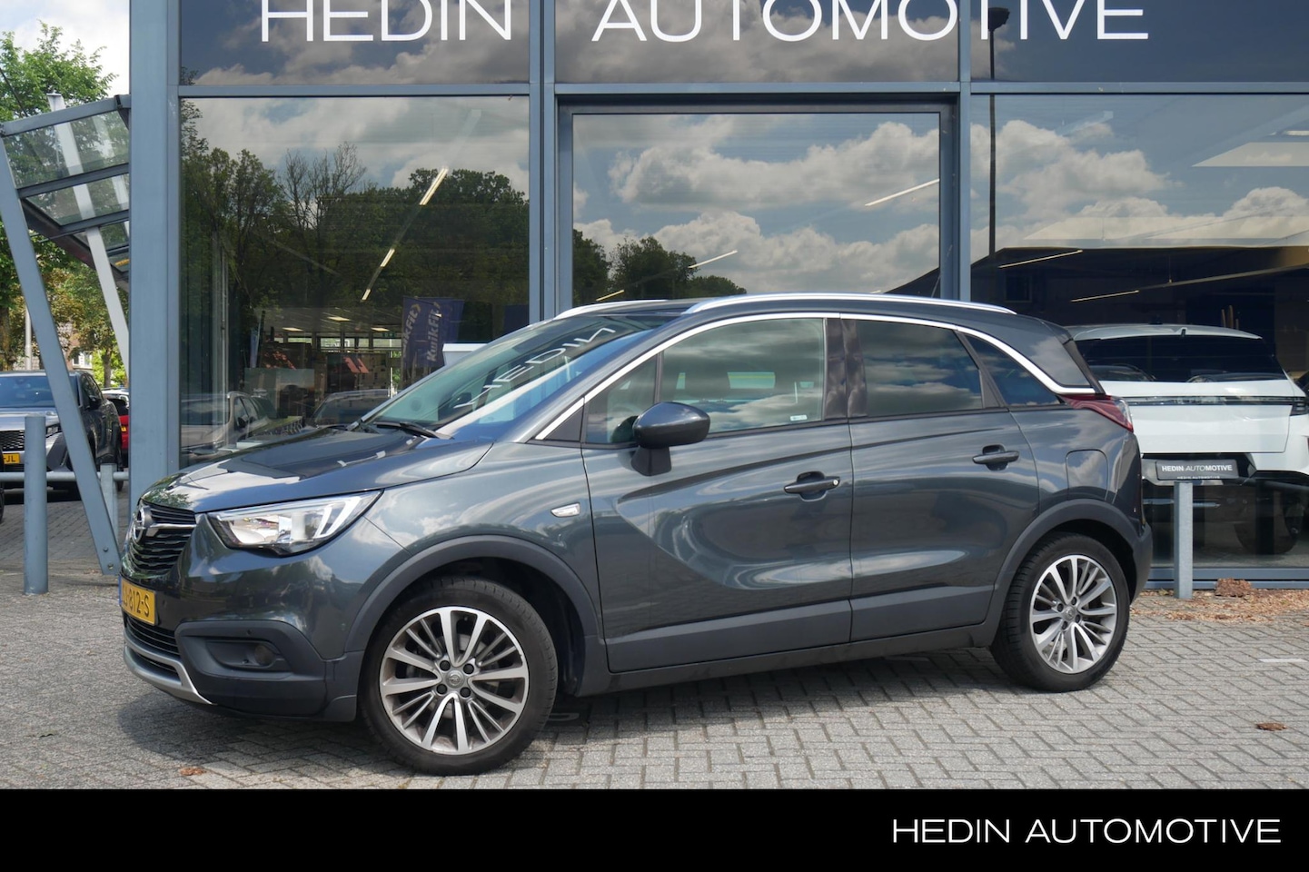 Opel Crossland X - 1.2 Turbo Innovation | Trekhaak | Navigatie | Achteruitrijcamera | Apple carplay / Android - AutoWereld.nl