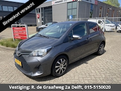 Toyota Yaris - 1.0 VVT-i Now | Achteruitrijcamera | Airco | Bluetooth |