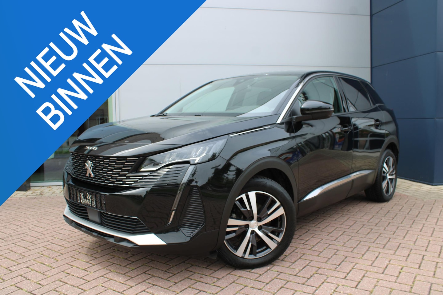 Peugeot 3008 - 1.2 PureTech 130pk Allure Pack Automaat Airco Navi Camera Carplay Perfect onderhouden - AutoWereld.nl