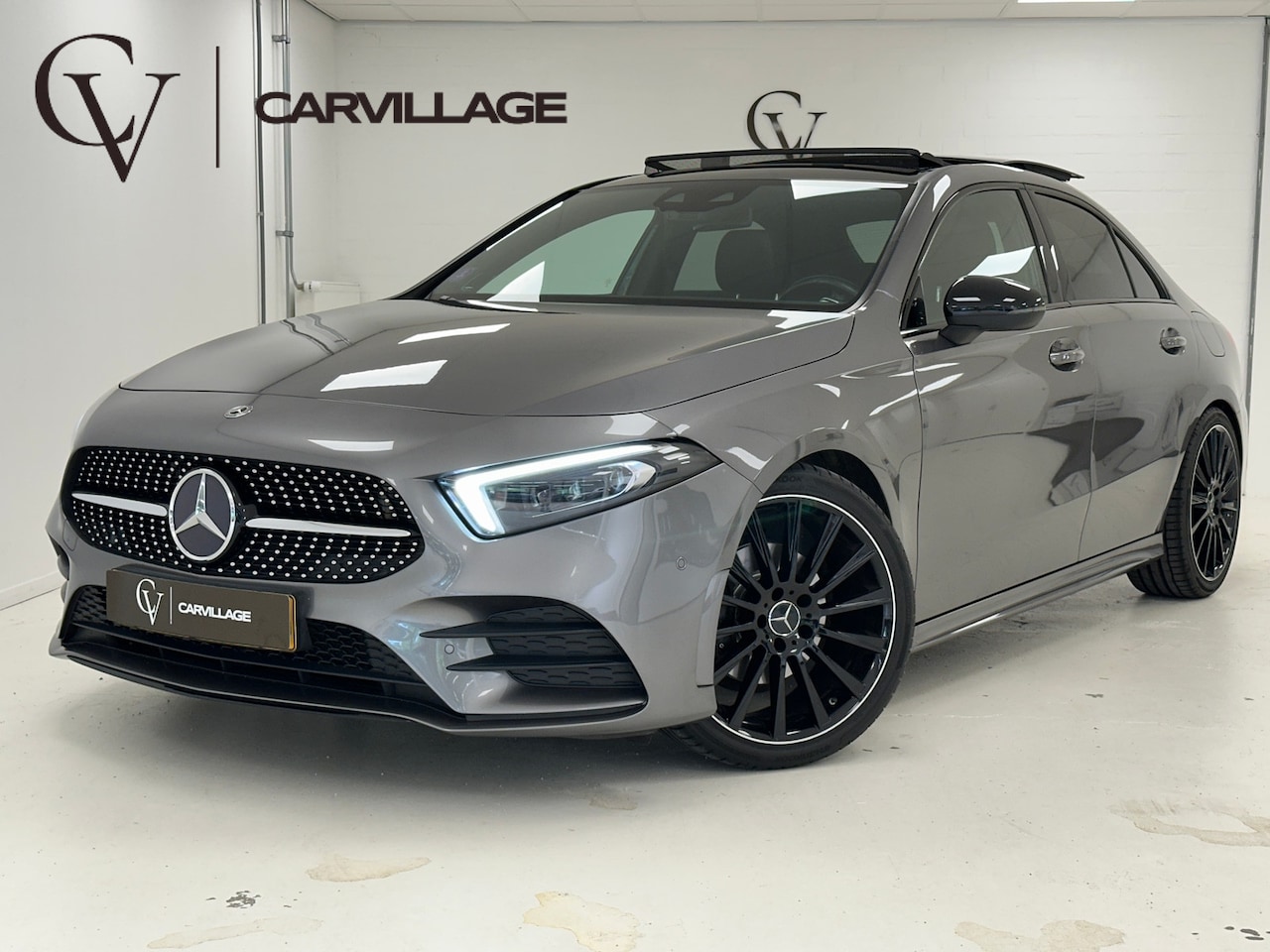 Mercedes-Benz A-klasse - 200 AMG Premium Plus | Burmester | Panoramadak | Memory | - AutoWereld.nl