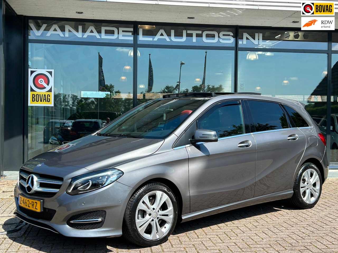 Mercedes-Benz B-klasse - 200 Prestige Aut. Panorama Leer Navi Camera Dealeronderhouden! - AutoWereld.nl