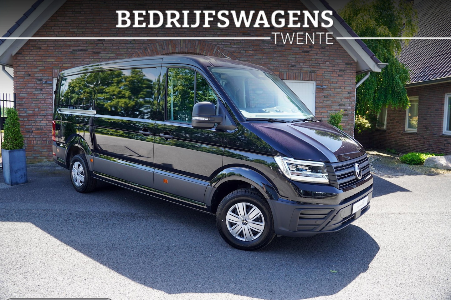 Volkswagen Crafter - 2.0 TDI 140 pk DSG Aut. L3H2 nwe Model, Navi LED Koplampen, 270 Graden Deuren, PDC V+A, BP - AutoWereld.nl