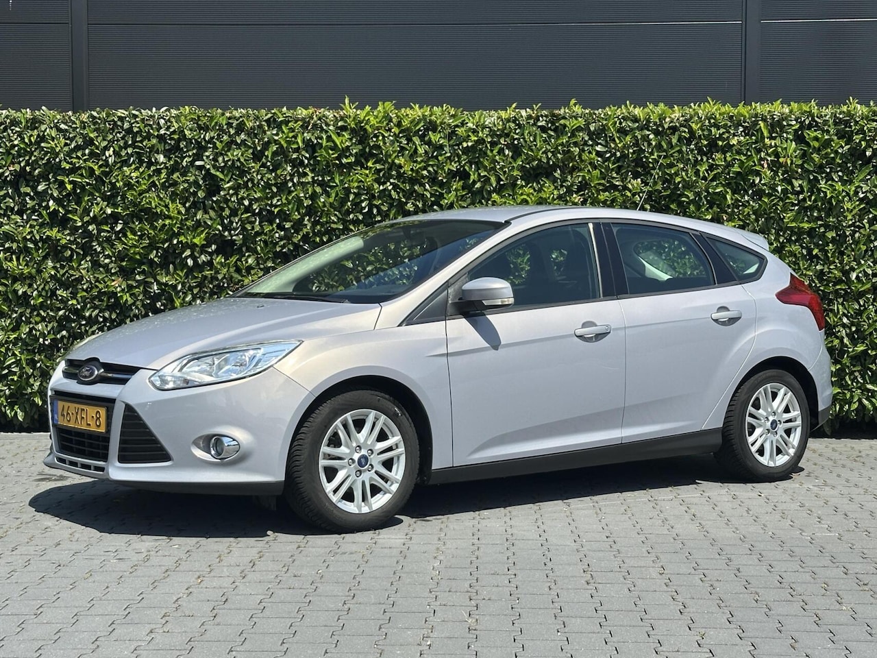 Ford Focus - 1.0 EcoBoost Trend 1.0 EcoBoost 5-DEURS Trend, NL AUTO, NAP, NAVIGATIE, AIRCO, CRUISE, PDC, LM-VELGEN - AutoWereld.nl