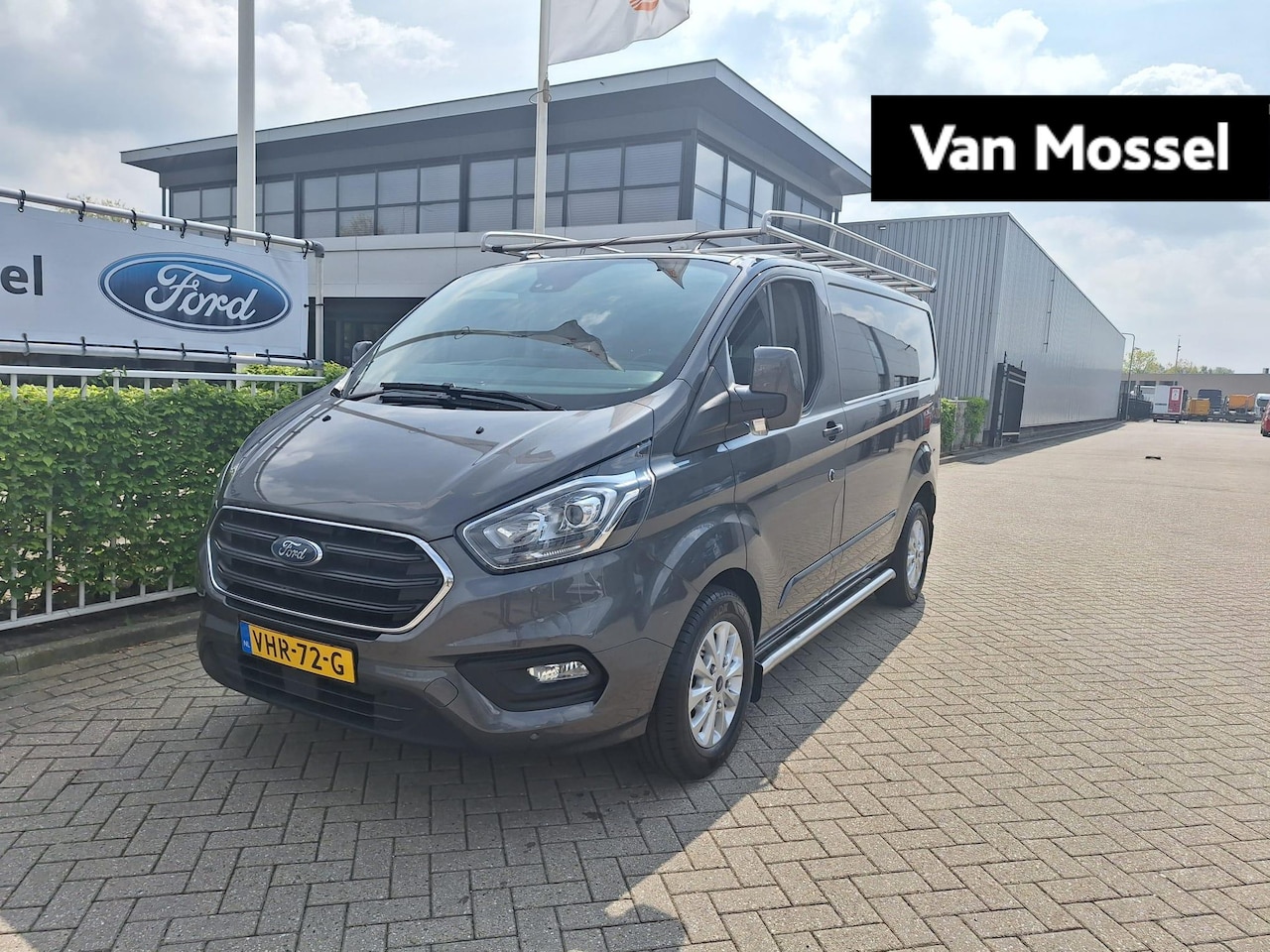 Ford Transit Custom - 280 2.0 TDCI L1H1 Limited | Verwarmbare Voorstoelen/Stuurwiel/Voorruit | Achteruitrijcamer - AutoWereld.nl