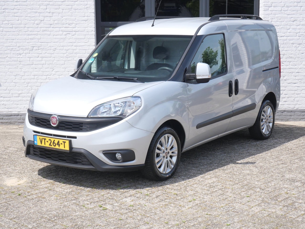Fiat Doblò Cargo - 1.3 MJ L1H1 SX Airco 2x Schuifdeur Marge - AutoWereld.nl