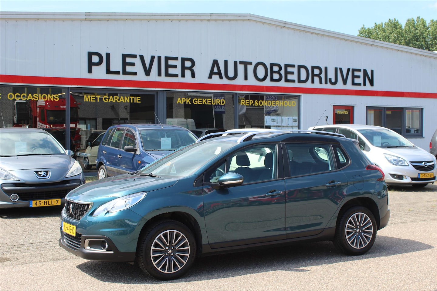 Peugeot 2008 - 1.2 PureTech Blue Lease 1.2 PureTech 82pk Blue Lease - AutoWereld.nl