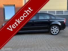 Volvo S40 - 2.5 T5 Geartr. Exclusive - schuifdak - dealer o/h