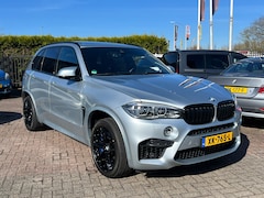 BMW X5 - M High Executive M-Sportpack 576pk # PANO # HEAD-UP # Harman-Kardon # Elek trekhaak # Zeer