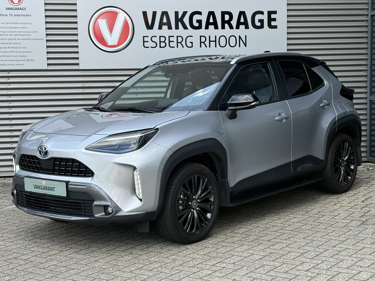 Toyota Yaris Cross - 1.5 Hybrid Adventure NAVI/CAM,HUD,STOELVERW,KEYLESS,LED - AutoWereld.nl
