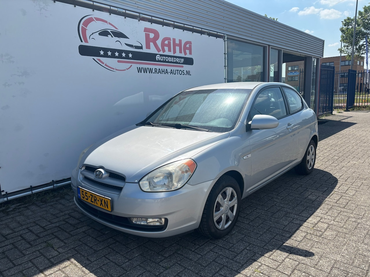 Hyundai Accent - 1.4i Dynamic Joy 1.4i Dynamic Joy - AutoWereld.nl