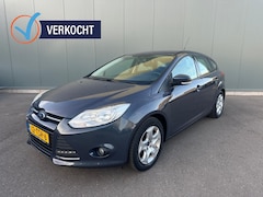 Ford Focus - 1.6 TI-VCT Trend TREKHAAK | CLIMA AIRCO | BOEKJE