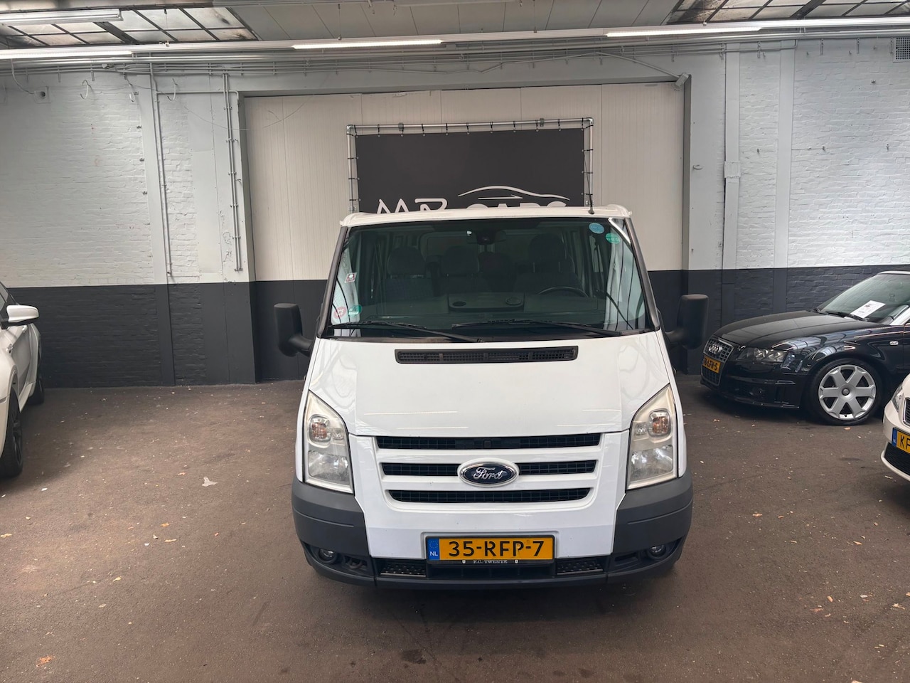Ford Transit Kombi - 300M 2.2 TDCI airco - AutoWereld.nl