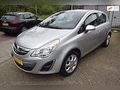 Opel Corsa - 1.2-16V Design Edition