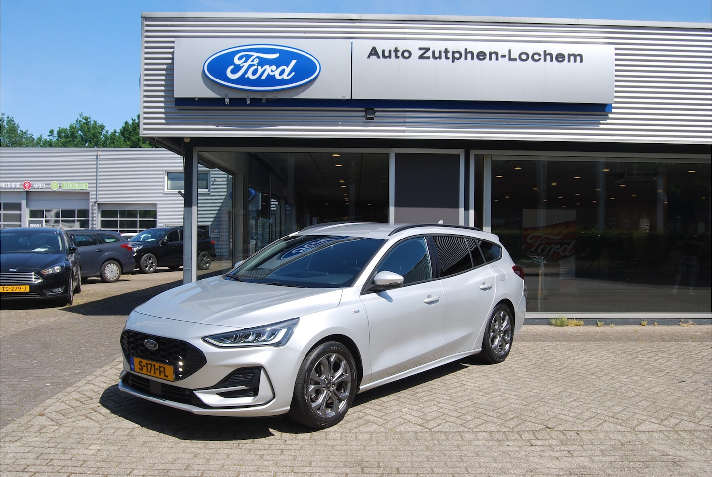 Ford Focus Wagon - 1.0 EcoBoost Hybrid 125PK ST Line X | SYNC 4 | CAMERA | B&O | STOEL-STUUR VERWARMING - AutoWereld.nl