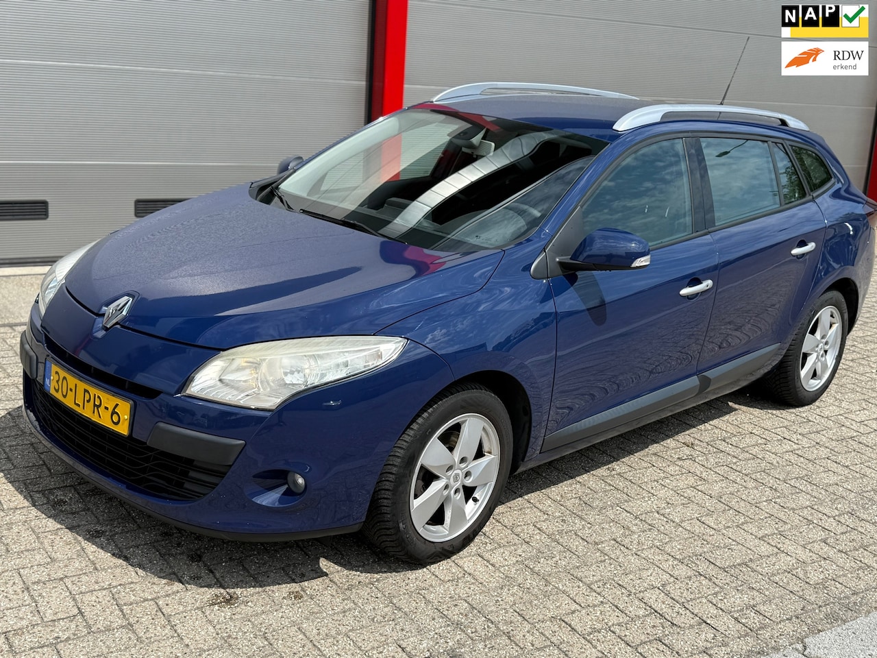 Renault Mégane Estate - 1.6 Dynamique - AutoWereld.nl