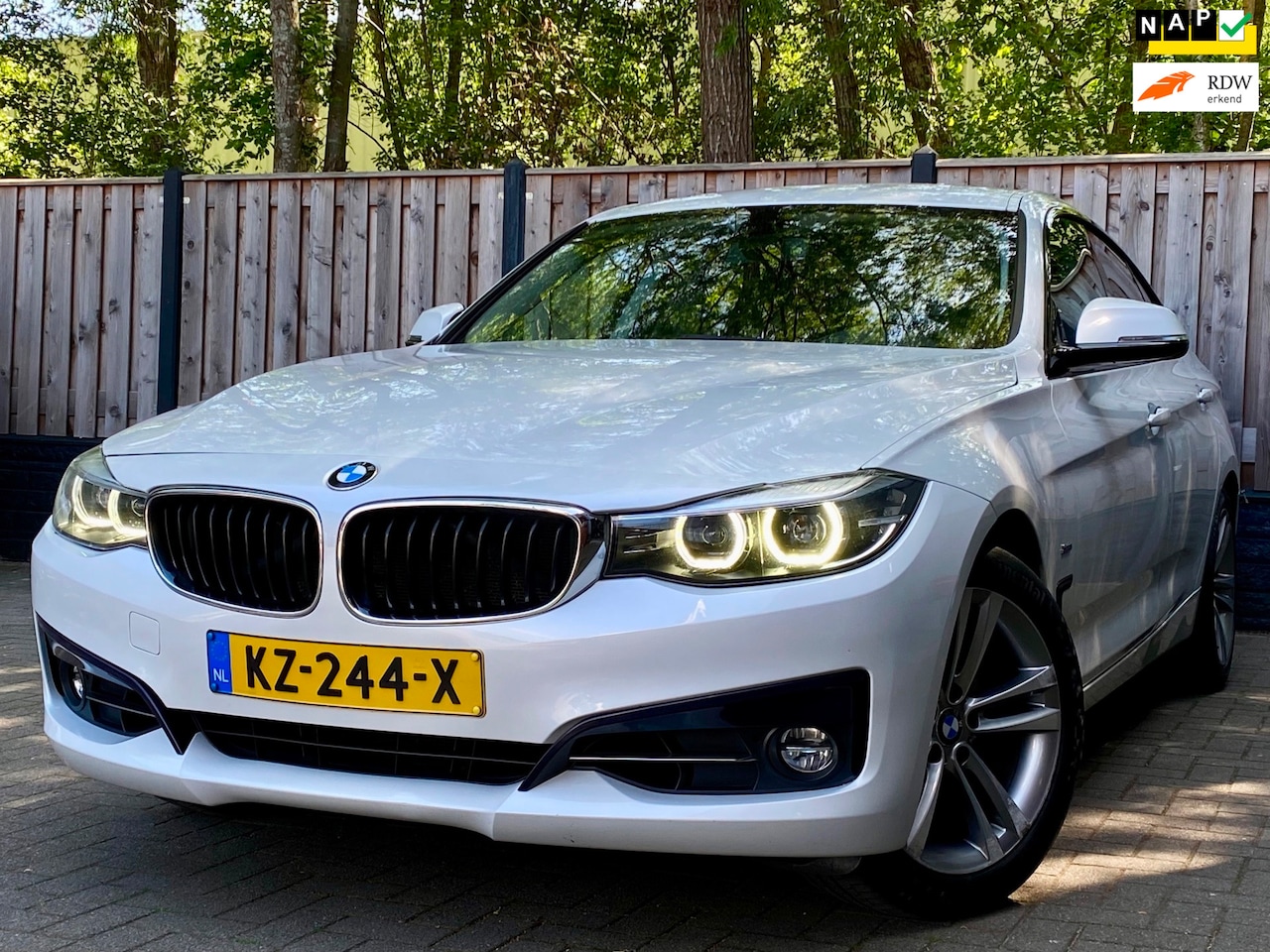 BMW 3-serie Gran Turismo - 320i Centennial High Executive NL Auto I Leer I 184pk I F34 Executive I AutomaatFacelift I - AutoWereld.nl