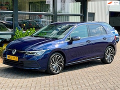 Volkswagen Golf - 1.0 eTSI Life Business DSG Apple carplay