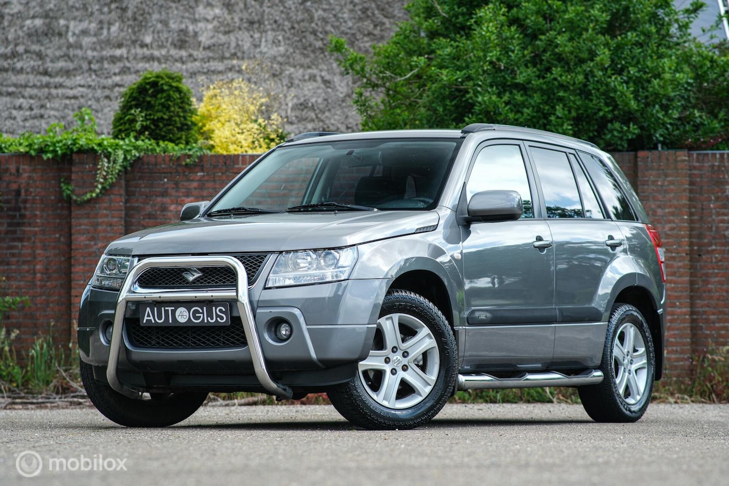 Suzuki Grand Vitara - 2.0-16V High Executive 4x4 | Trekhaak | Leder | Navigatie | 1850 kg trekgewicht | zeer net - AutoWereld.nl