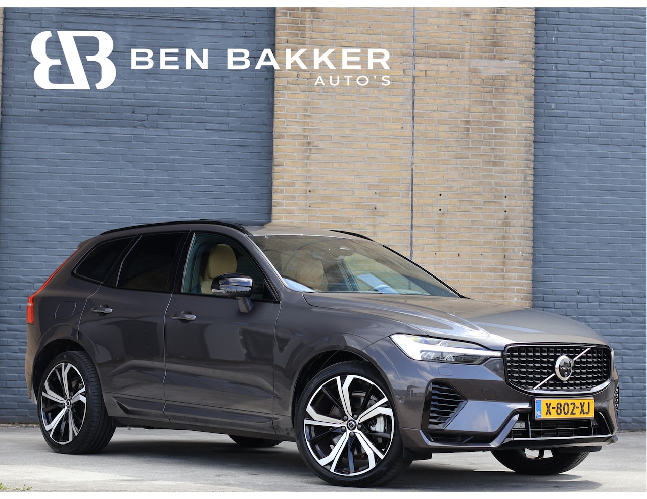 Volvo XC60 - 2.0 T8 PHEV AWD Ultimate Dark Luchtvering | Massage | Pano | Harman/Kardon | Org. NL - AutoWereld.nl
