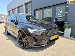 Volvo XC60 - 2.0 T8 Plug-in hybrid AWD Ultra Black Edition luchtvering, trekhaak, HUD