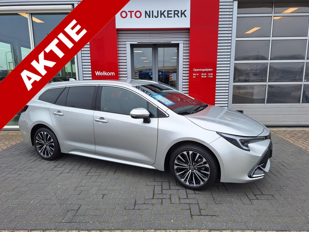 Toyota Corolla Touring Sports - Hybrid 140 Dynamic Limited **Zomeraanbieding gratis trekhaak** - AutoWereld.nl