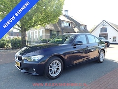 BMW 3-serie - 320i Executive AUTOMAAT NL-AUTO NAVIGATIE/BLUETOOTH/CRUISE