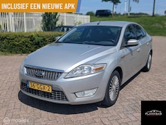 Ford Mondeo - 2.0-16V Titanium