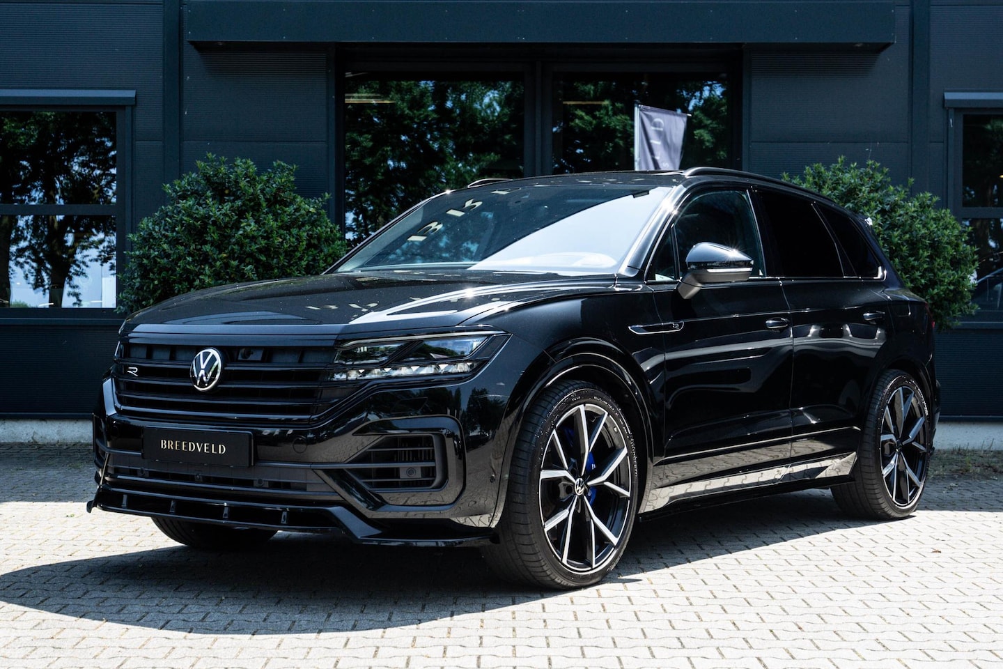 Volkswagen Touareg - 3.0 TSi eHybrid 4MOTION R 3.0 TSi eHybrid 4MOTION R-LINE - AutoWereld.nl