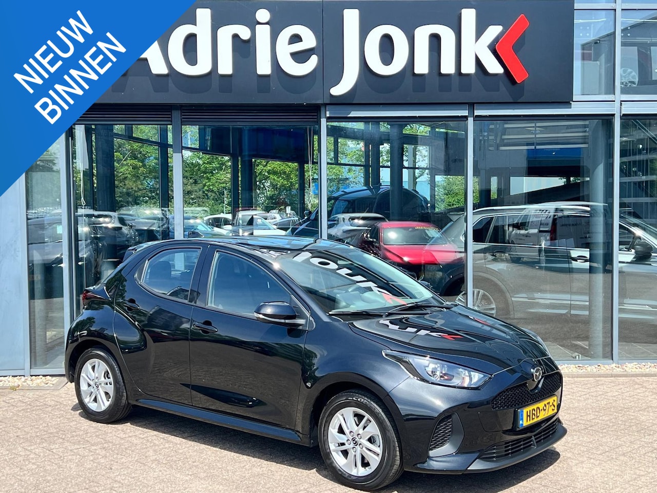 Mazda 2 Hybrid - 1.5 Centre-line AUTOMAAT | A.CAMERA | APPLE CARPLAY/ANDROID AUTO | LM VELGEN | NED. AUTO | - AutoWereld.nl
