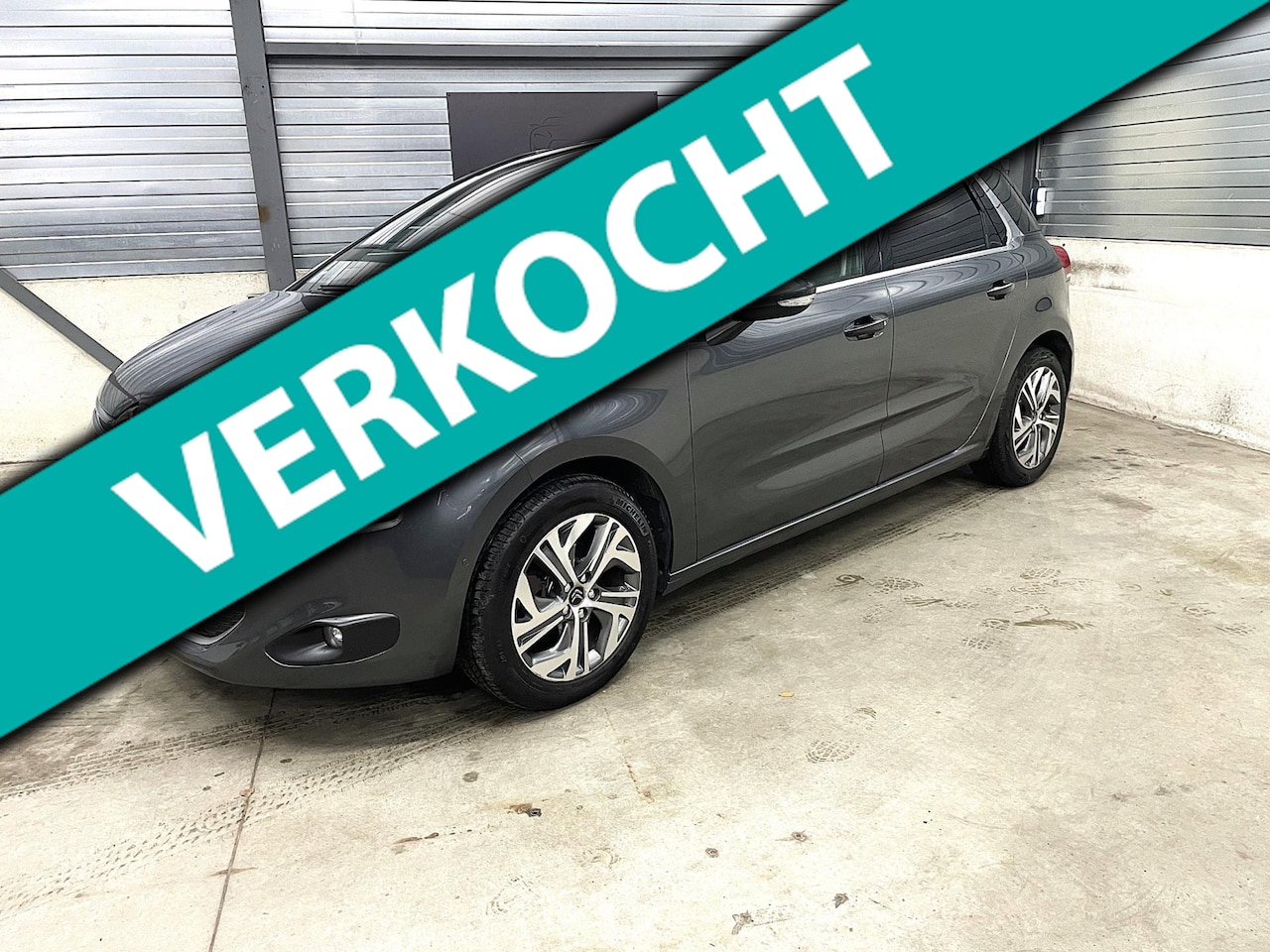 Citroën C4 Picasso - 1.2 PureTech Intensive navi Trekhaak - AutoWereld.nl