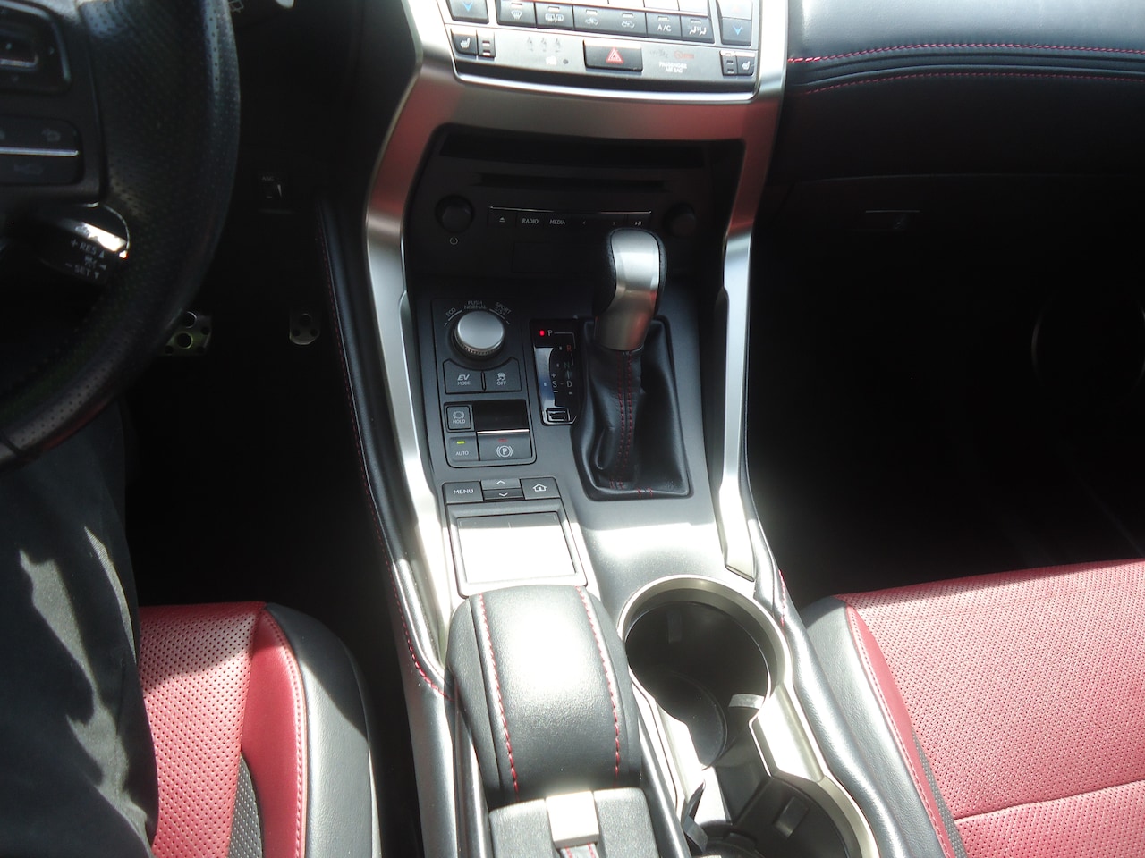 Lexus NX - 300h AWD F Sport Line origineel Nederlandse auto met nap