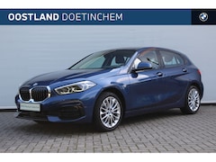 BMW 1-serie - 118i Sport line Automaat / Sportstoelen / LED / Achteruitrijcamera / Stoelverwarming