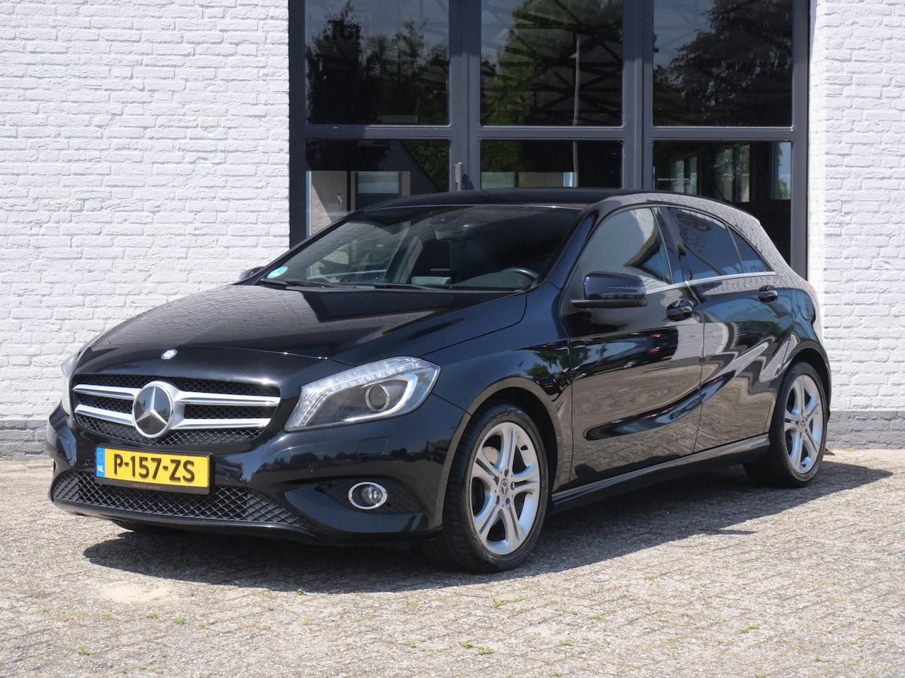 Mercedes-Benz A-klasse - 180 Prestige AMG pakket Clima Navi Xenon - AutoWereld.nl