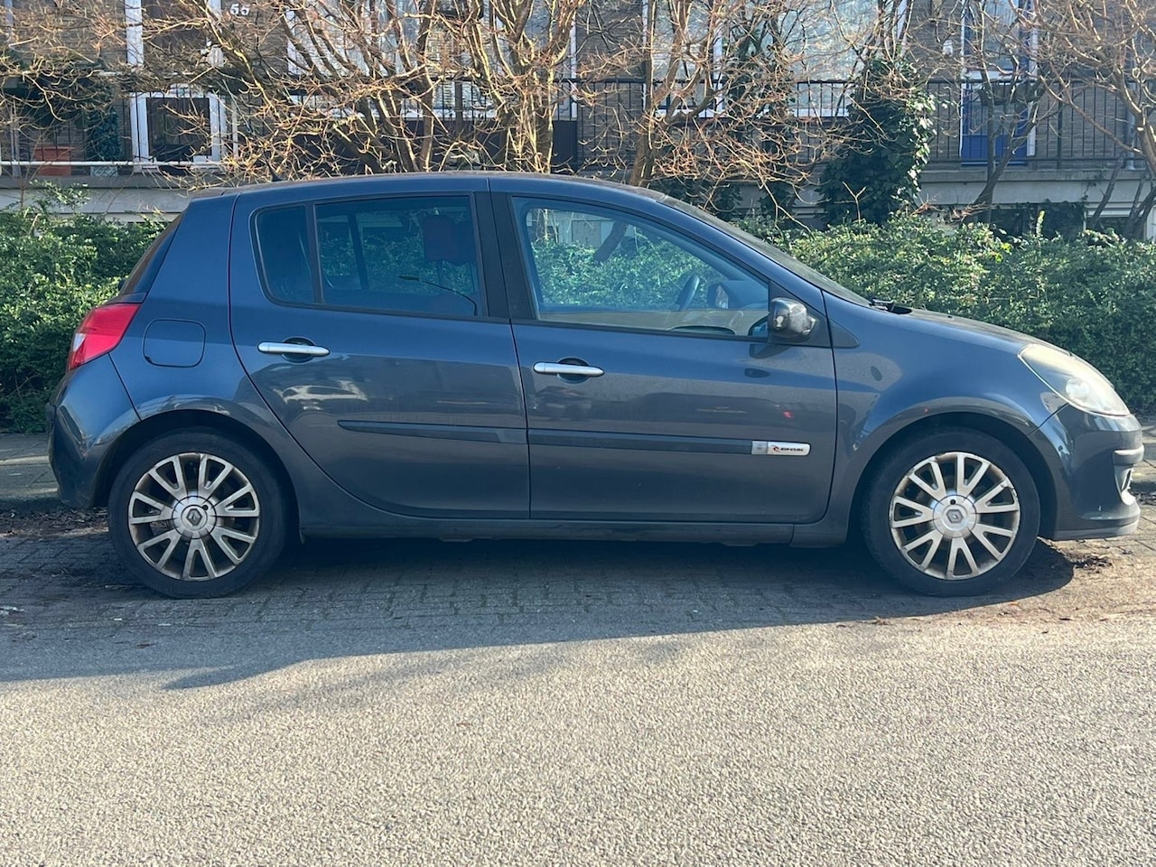 Renault Clio - 1.4-16V Rip Curl Panorama - AutoWereld.nl