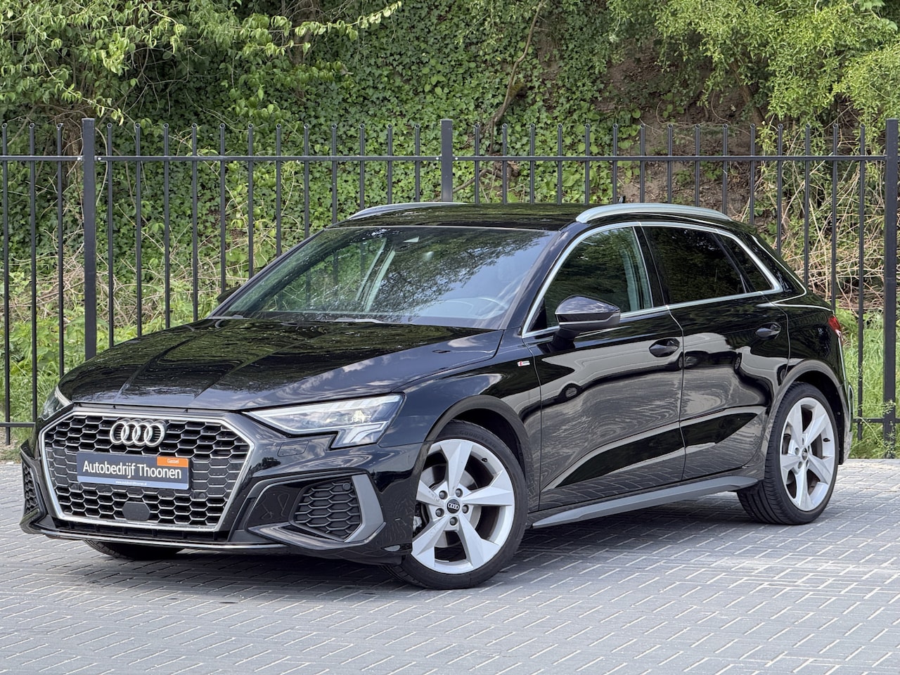 Audi A3 Sportback - 35 TFSI S edition S-line | LED | Stoelverwarming - AutoWereld.nl