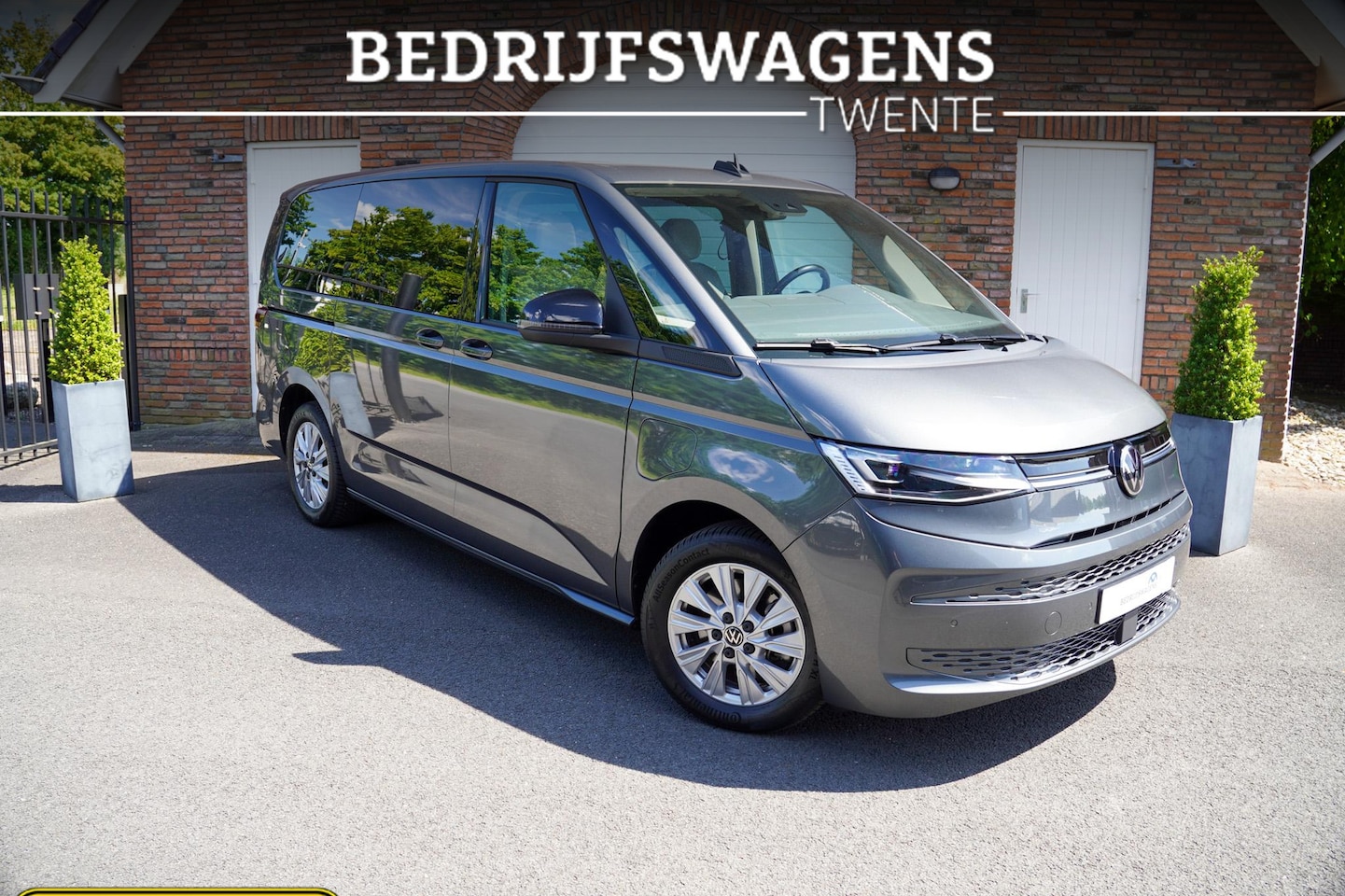 Volkswagen Multivan - 1.4 eHybrid L2H1 Style Panodak Apple Carplay Led koplampen Camera - AutoWereld.nl