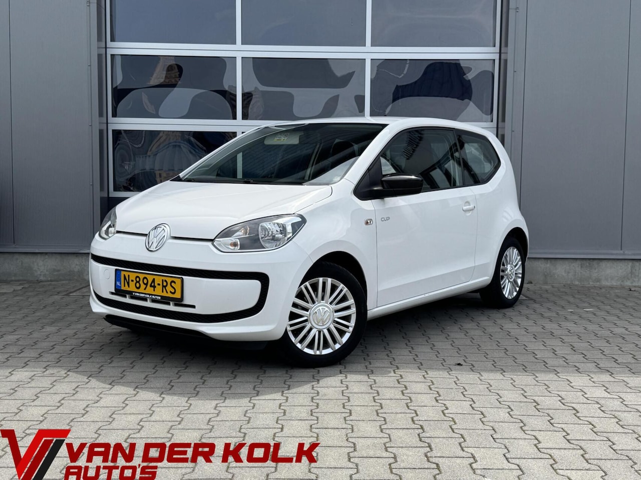 Volkswagen Up! - 1.0 high up! BlueMotion | Airco | Lichtmetaal | Elektrische Ramen - AutoWereld.nl