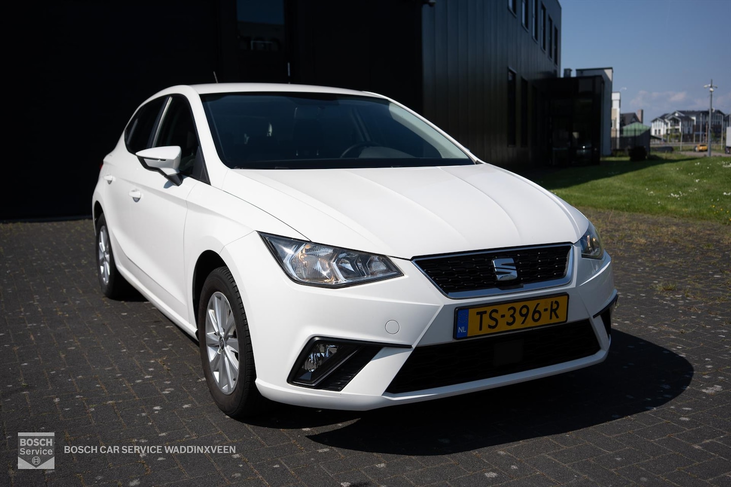 SEAT Ibiza - 1.0 MPI 75pk - AutoWereld.nl