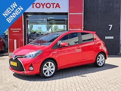 Toyota Yaris - 1.5 Hybrid Dynamic NAVIGATIE ACHTERUITRIJCAMERA CRUISE CONTROL DEALER ONDERHOUDEN